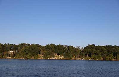 Hemlock Ridge on candlewood lake